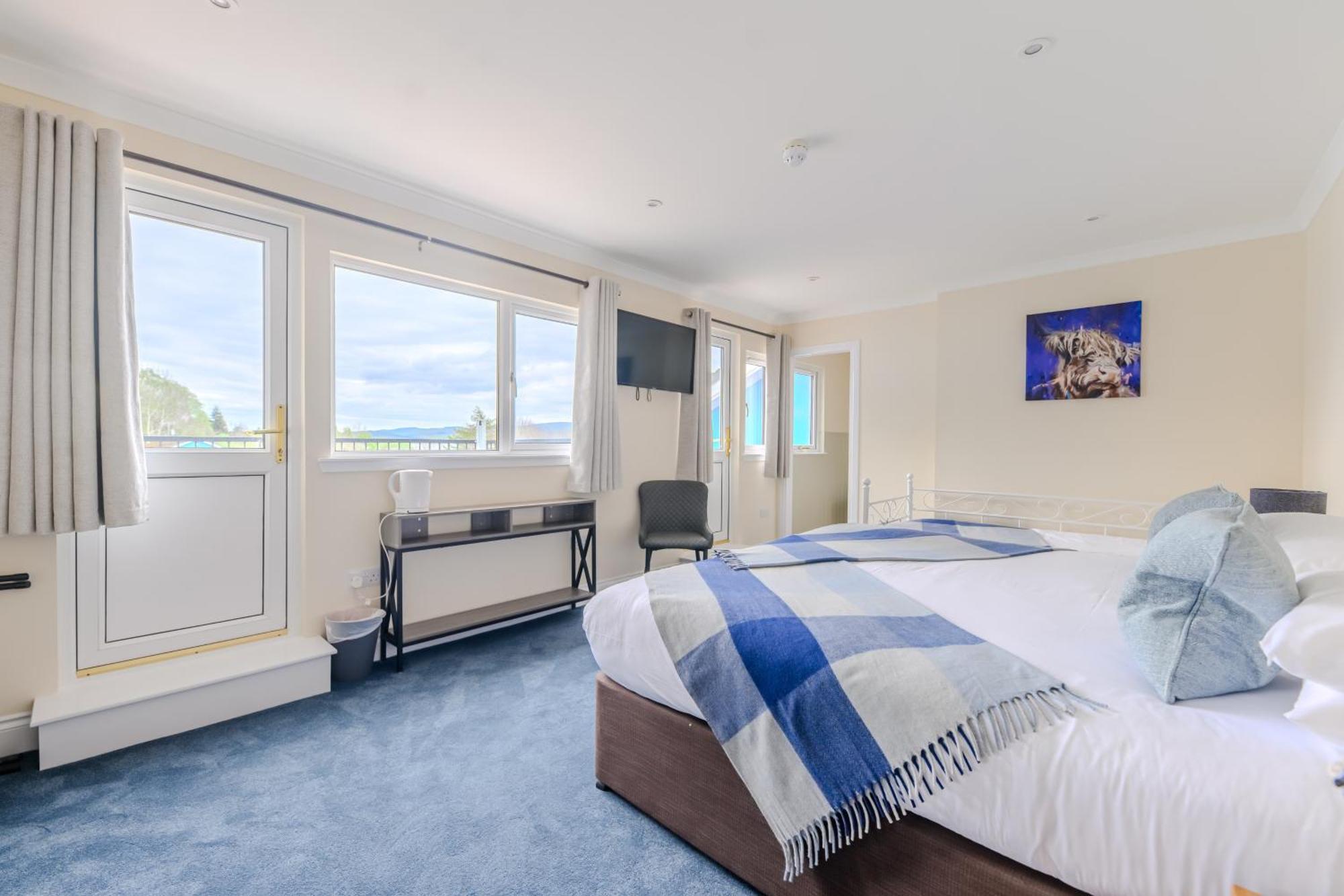 Loch Ness Clansman Hotel Дръмнадрочит Екстериор снимка