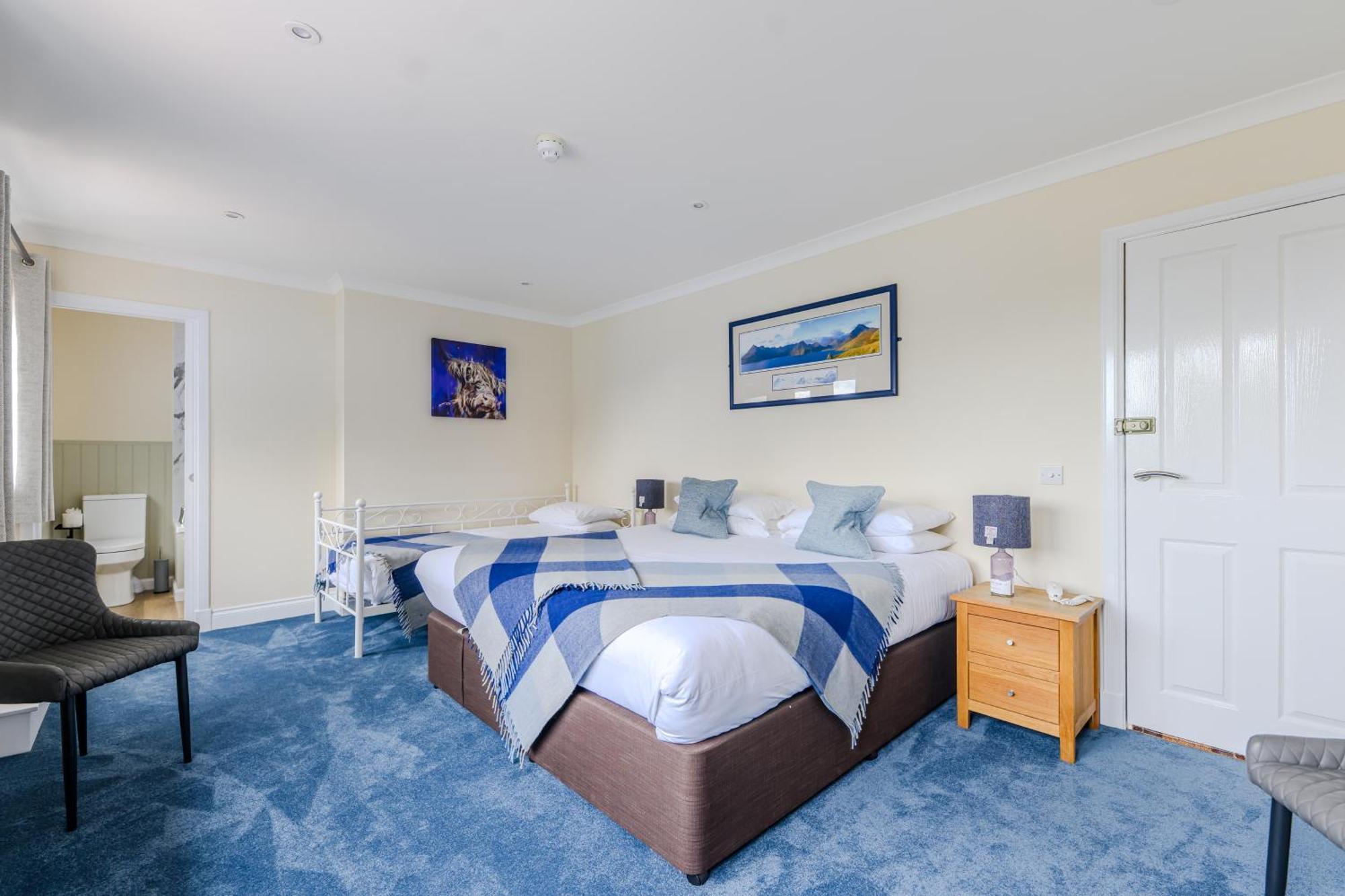 Loch Ness Clansman Hotel Дръмнадрочит Екстериор снимка